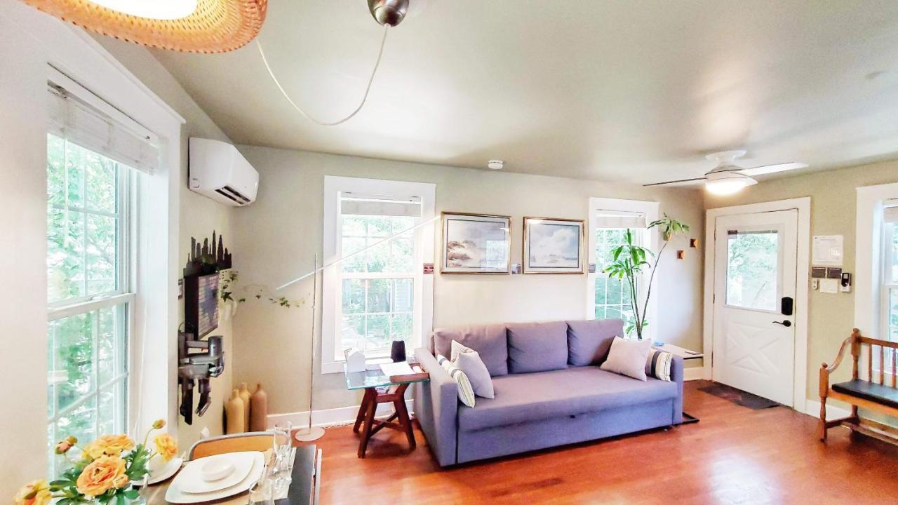 Ut Moody Center Downtown Eco Pecan Tree House Free Wifi Parking Quiet Office