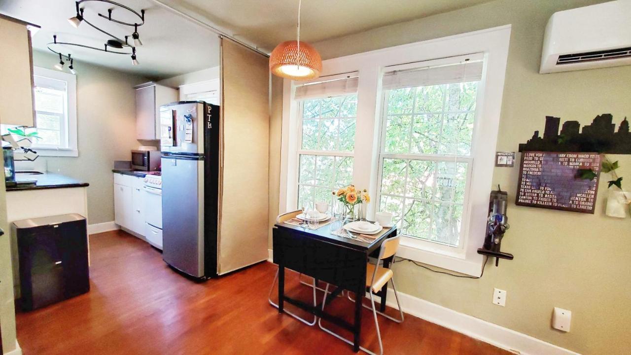Holiday home Ut Moody Center Downtown Eco Pecan Tree House Free Wifi Parking Quiet Office
