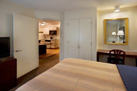 Sonesta Simply The Domain Area