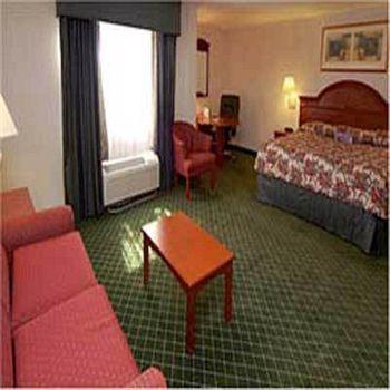 Hotel La Quinta By Wyndham North 3*