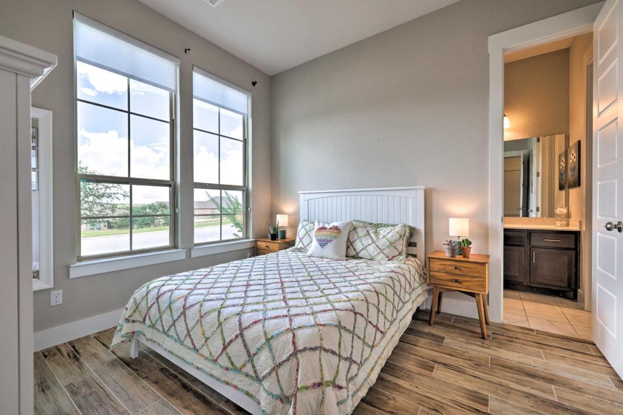 Upscale Area Escape Families Welcome! Holiday home