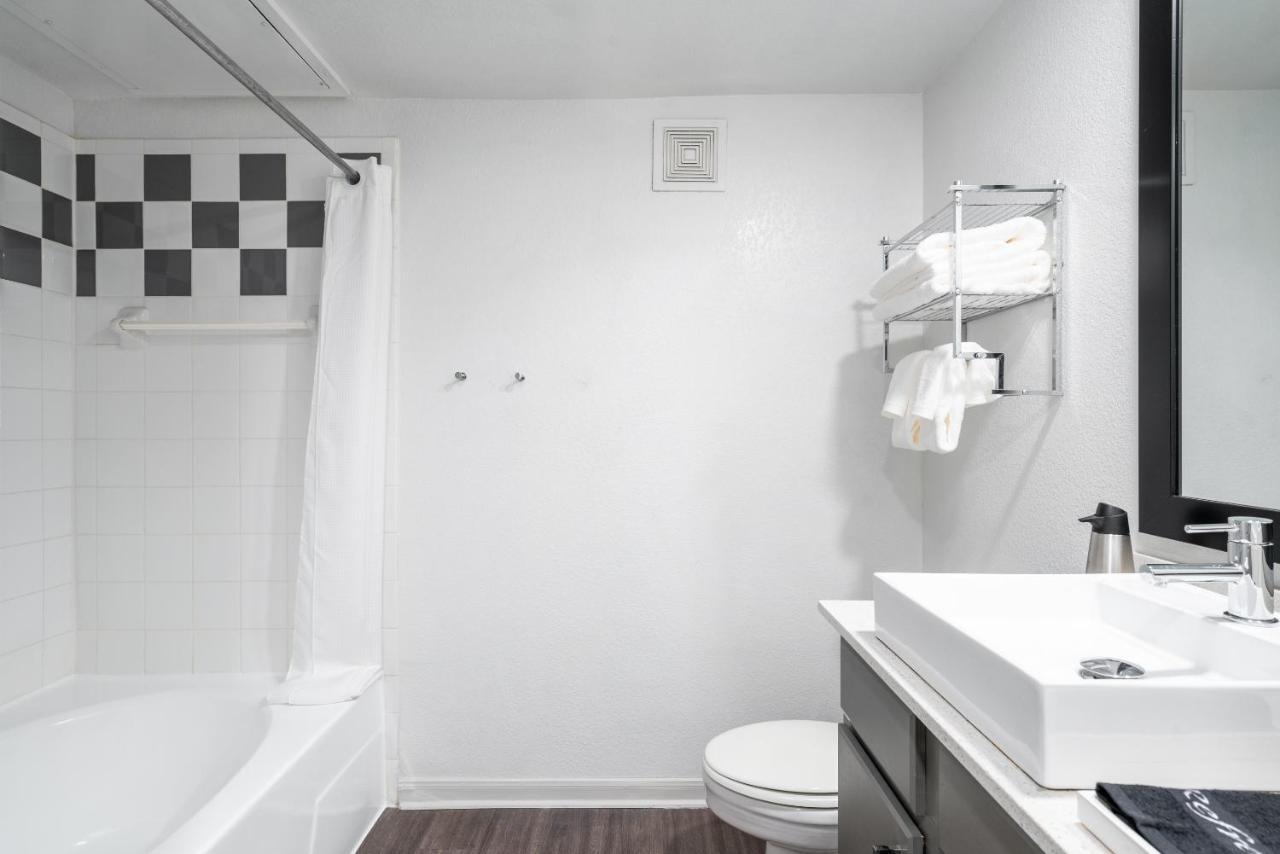 Mint House - South Congress 3* Austin