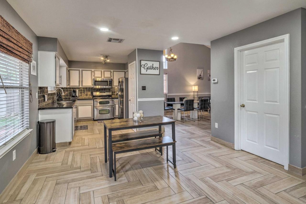 House With Back Yard - 15 Mi To Downtown *