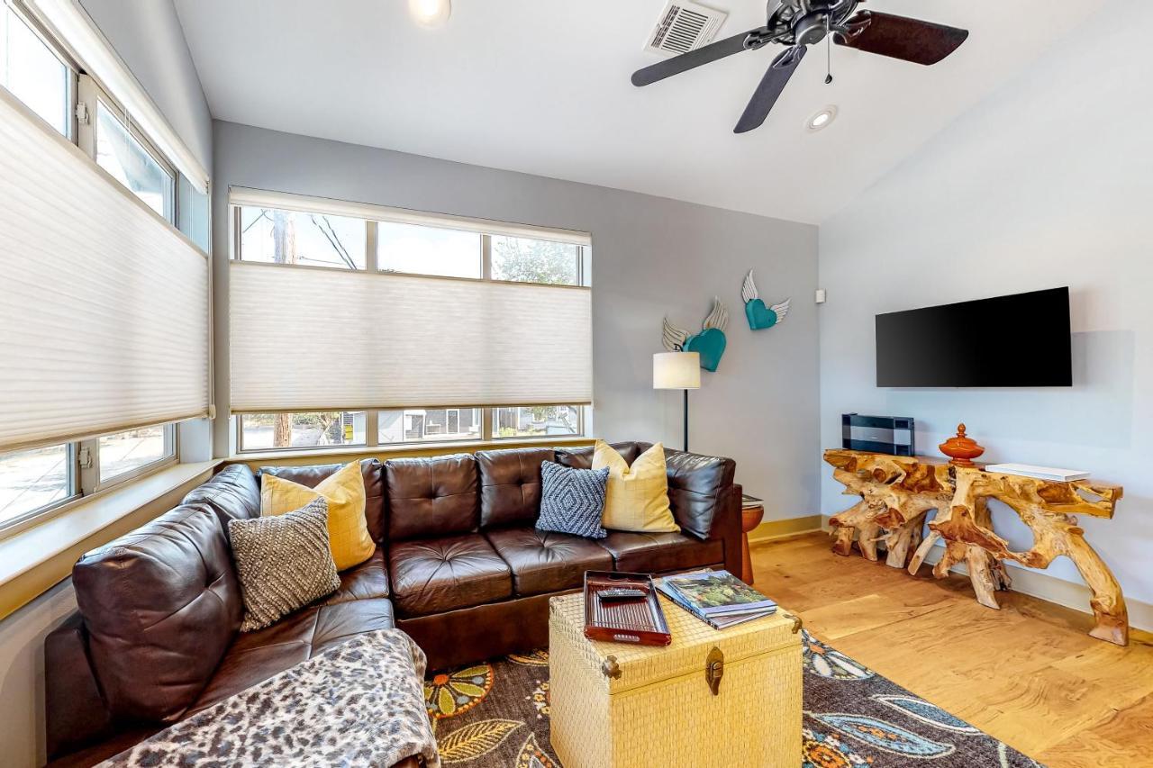East 2nd Holiday home Austin