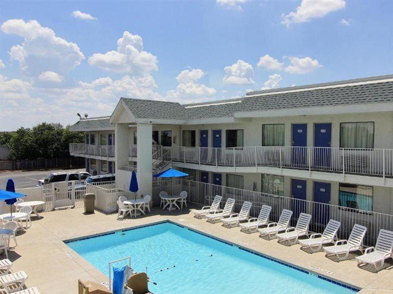 Hotel 6-austin, Tx - North 3*