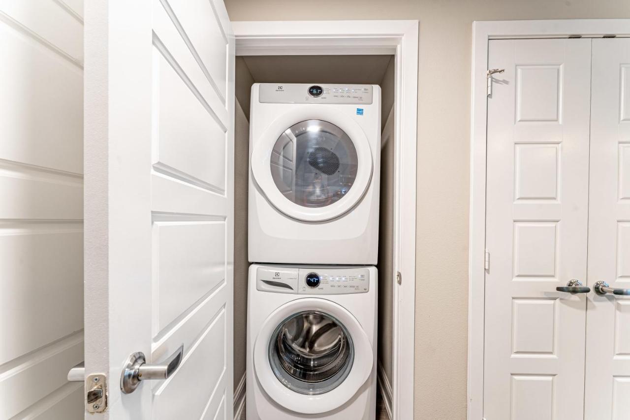 Vivant - 2Br - Luxe & Airy King Beds Suites Close To Downtown *