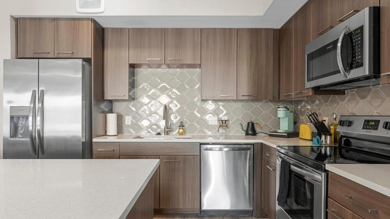 Apartment Vivant - 2Br - Luxe & Airy King Beds Suites Close To Downtown *