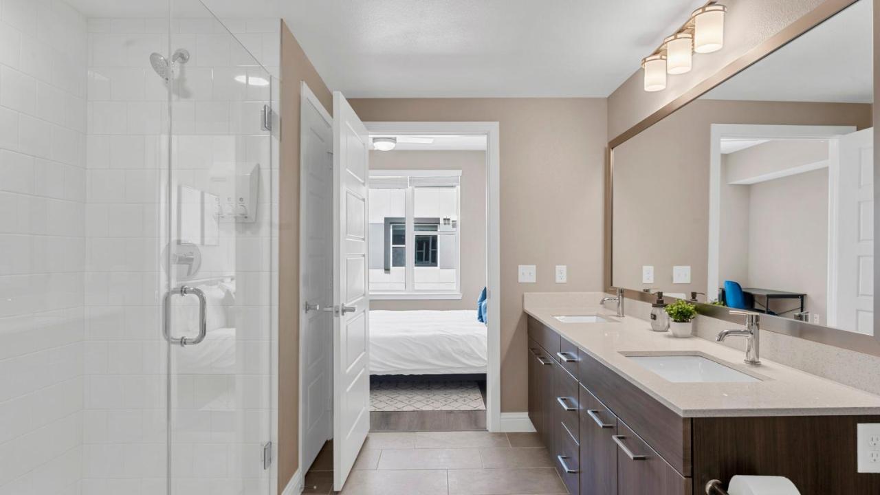 Apartment Vivant - 2Br - Luxe & Airy King Beds Suites Close To Downtown