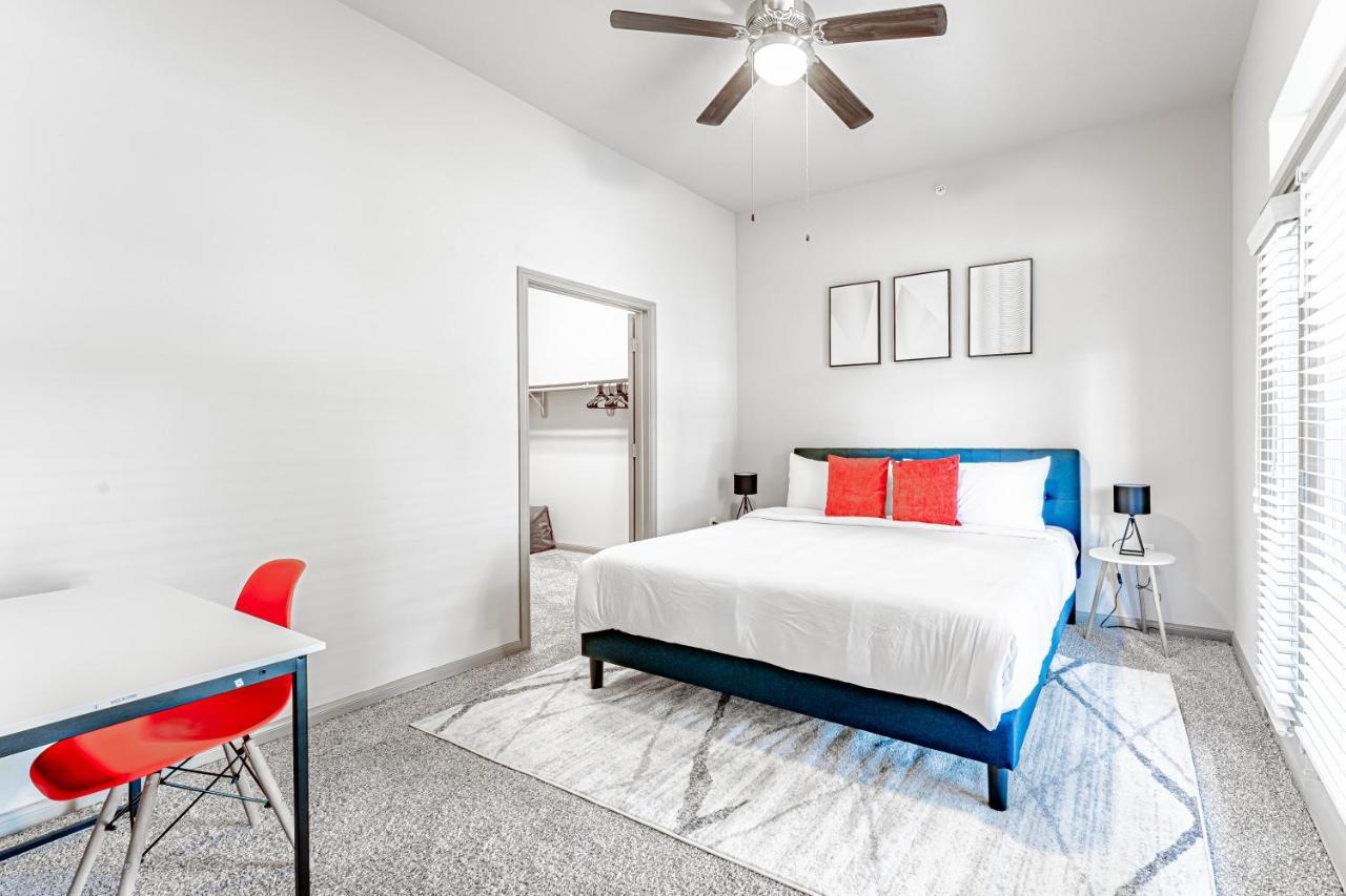 Spacious 2br King Bed Close To Downtown And Airport *