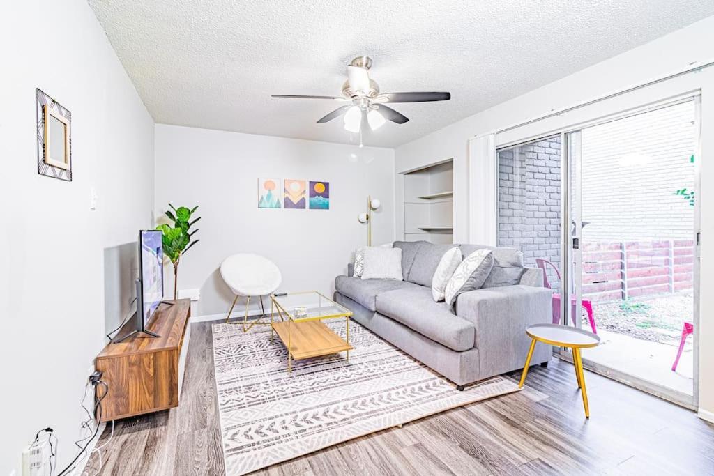 Apartment Vivant - Sola Chic King Bed Suites, Close To Downtown *