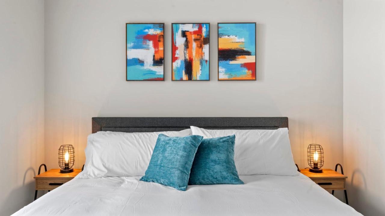 Luxury Central Apts - Free Parking, Gym, Fast Wifi * Austin