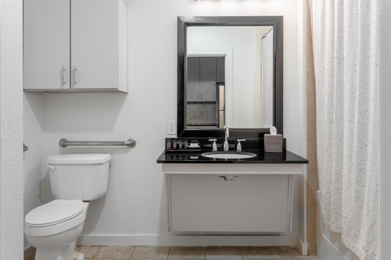 Locale South Congress -