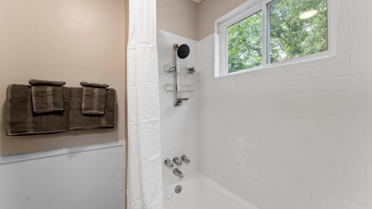 Apartment Cozy Efficiency Close To Downtown And Domain *