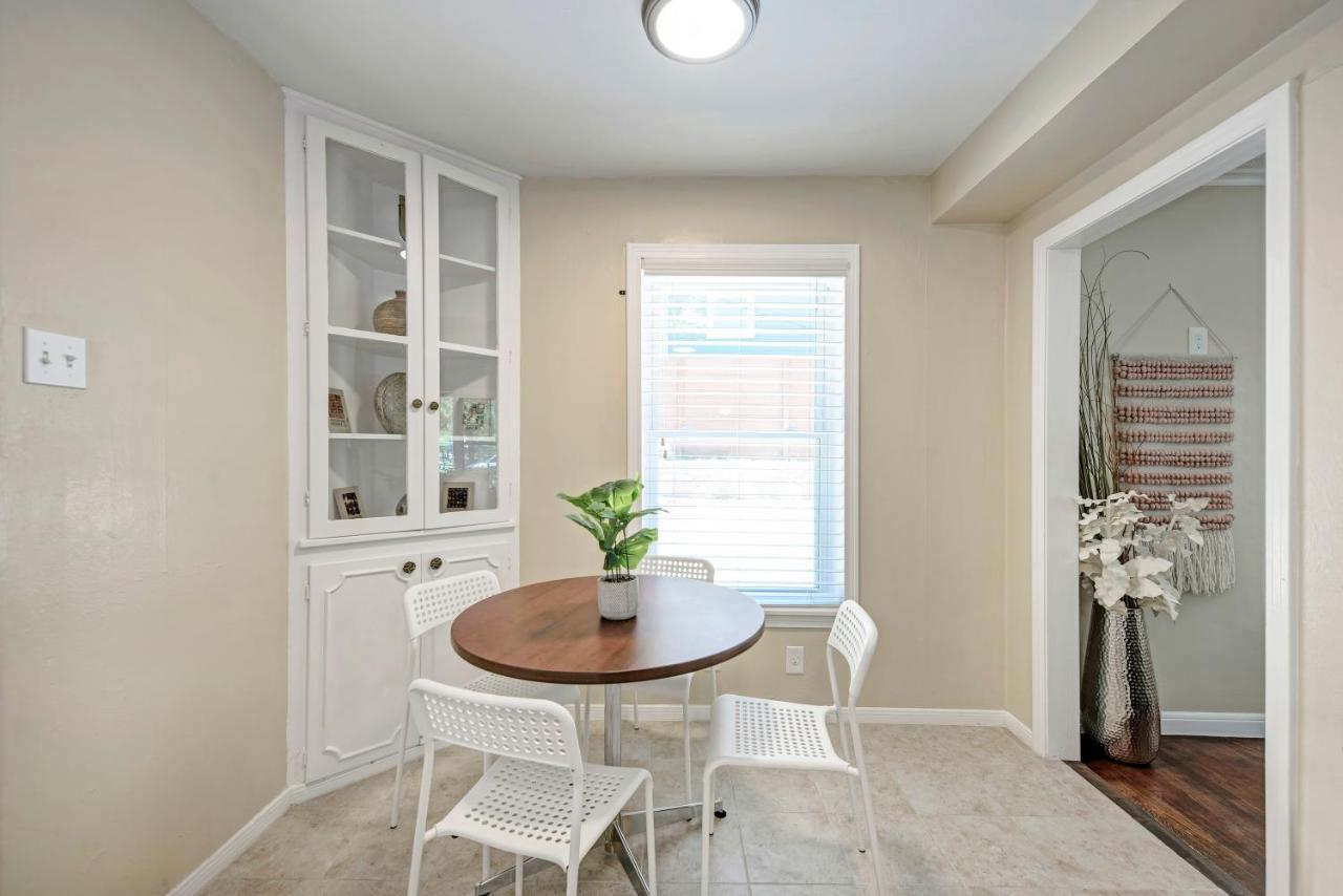 Holiday home Downtown, Convention Center, Capitol, Zilker Park, Lake, 6th St, Domain Austin