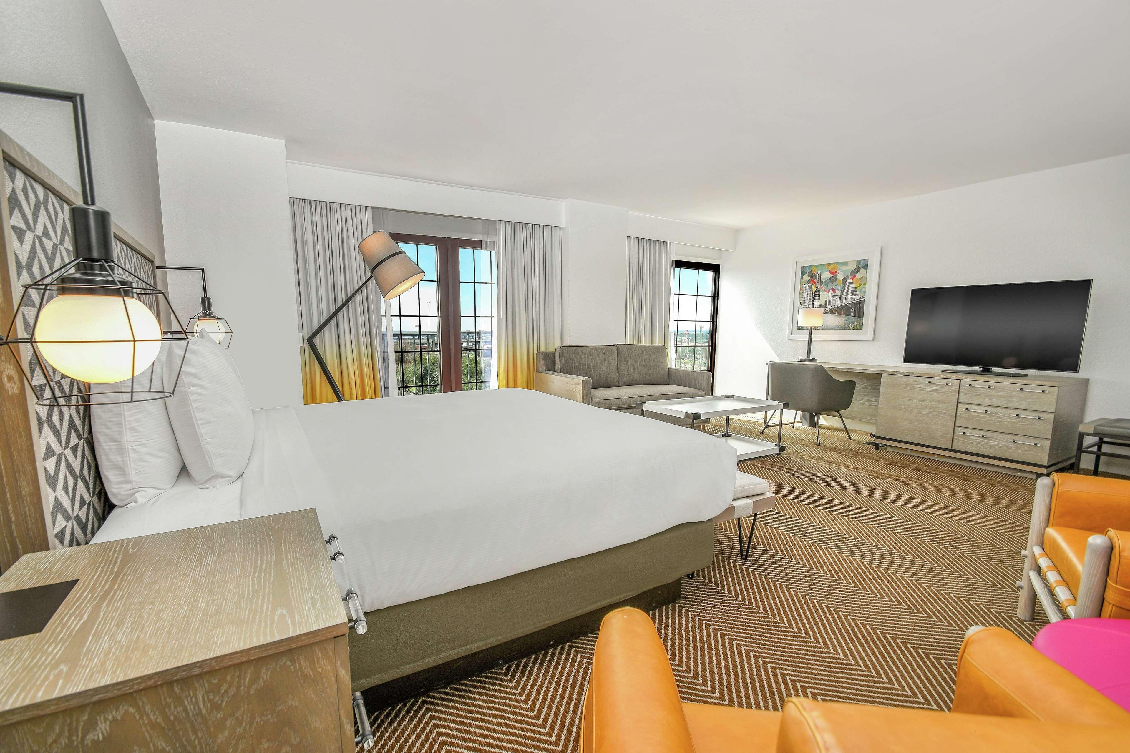 Hotel Doubletree By Hilton 3*