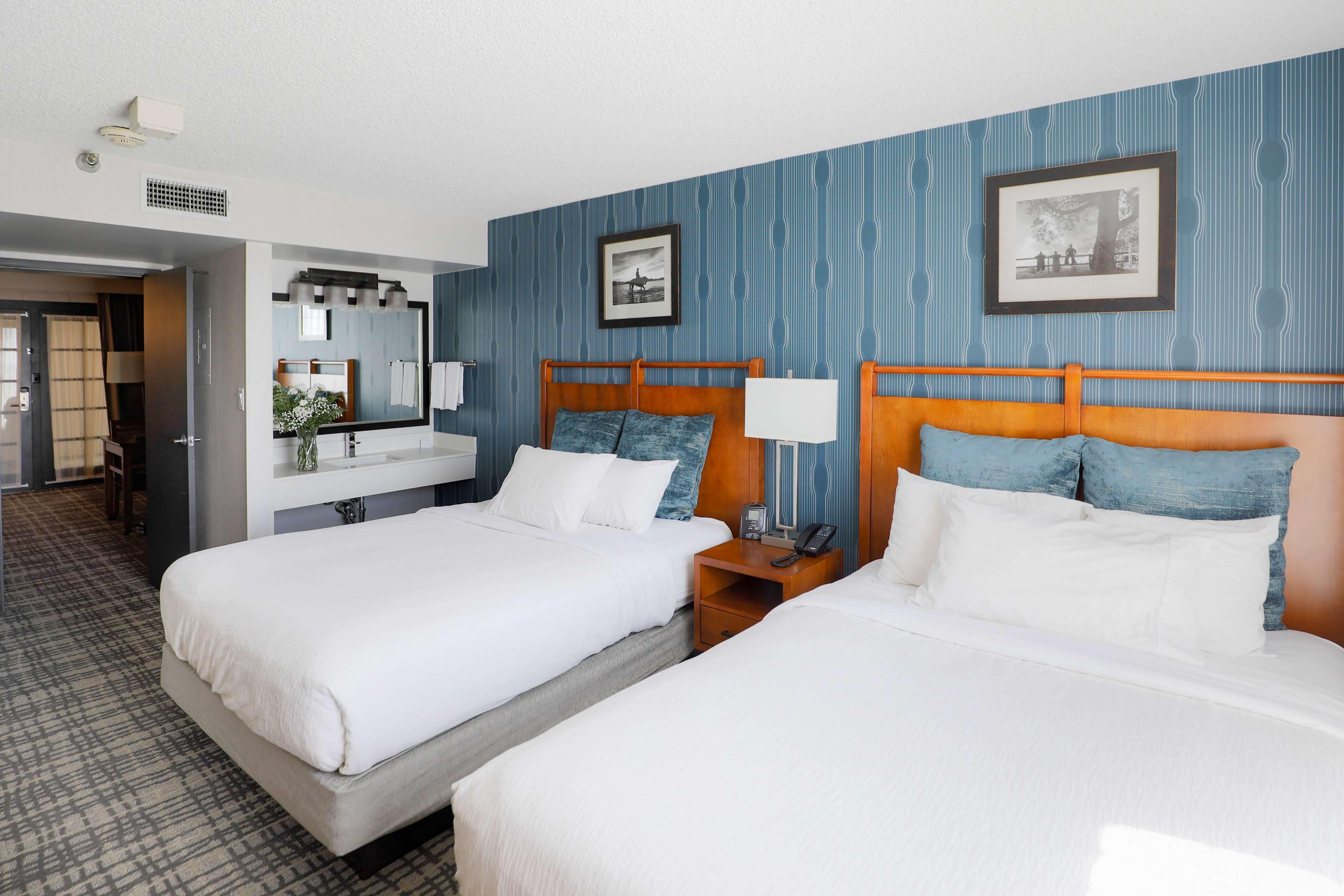 Embassy By Hilton Hotel 3*