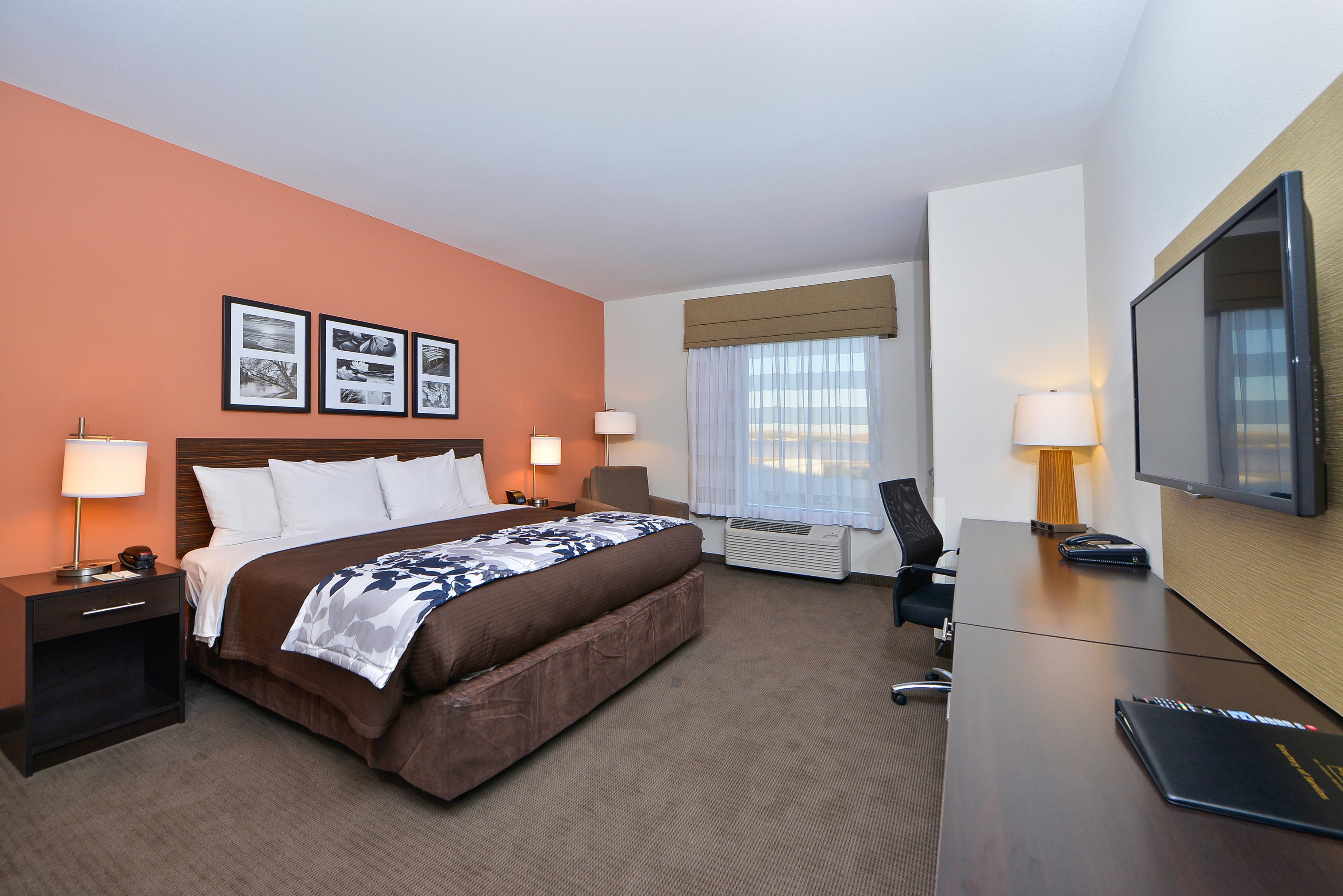 Sleep & - Tech Center 3*
