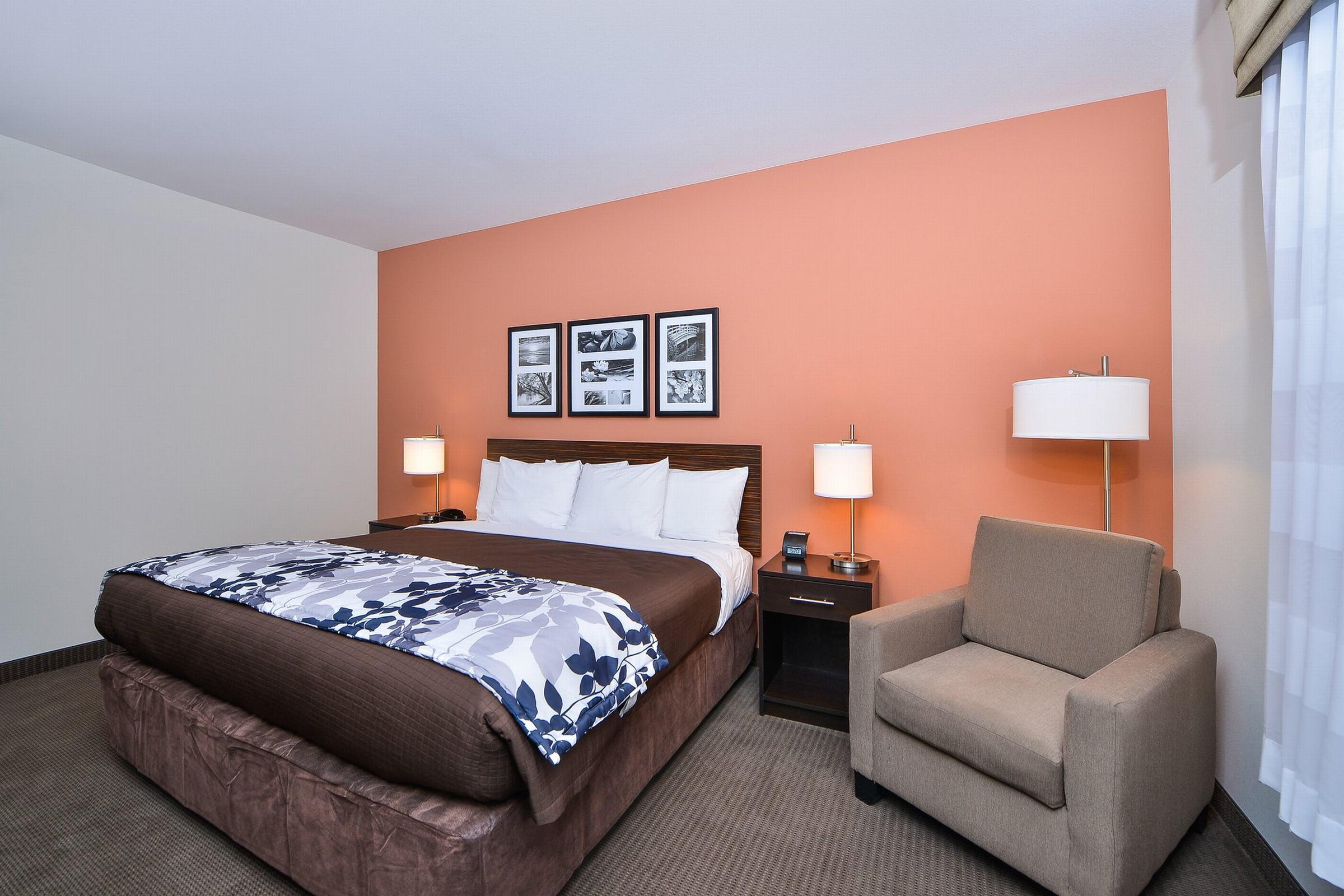 Hotel Sleep & - Tech Center 3*