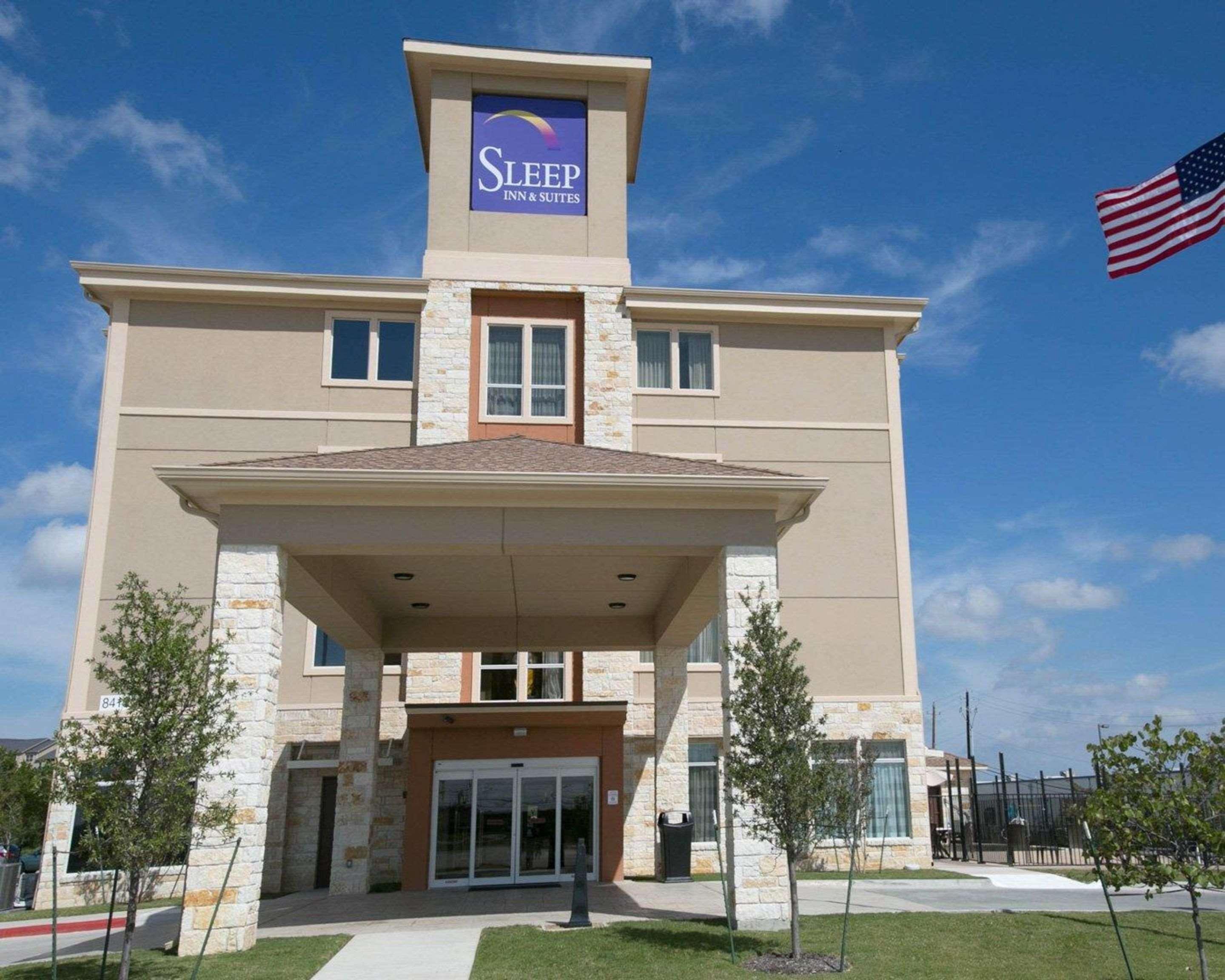 Sleep & - Tech Center 3*