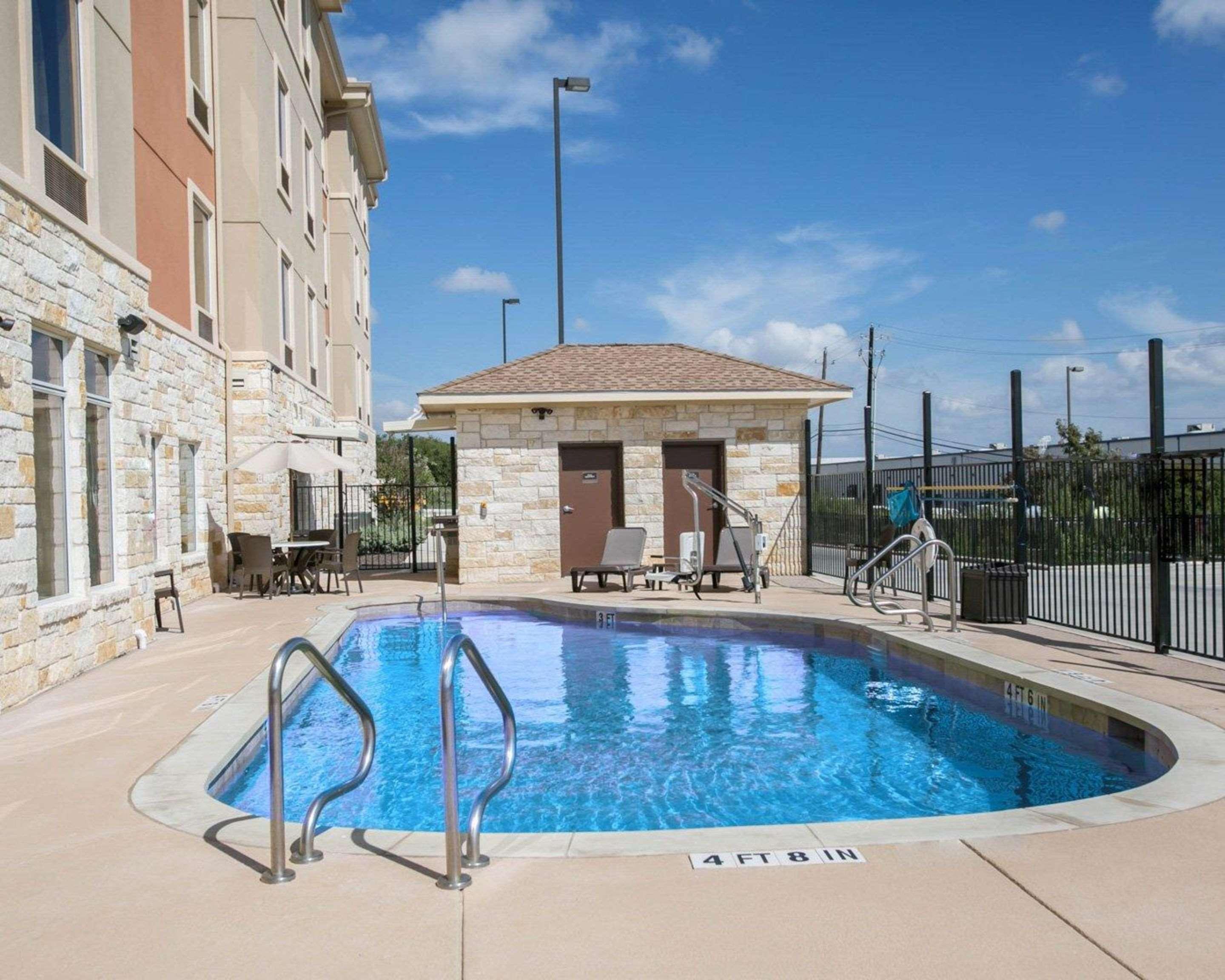Sleep & - Tech Center Hotel