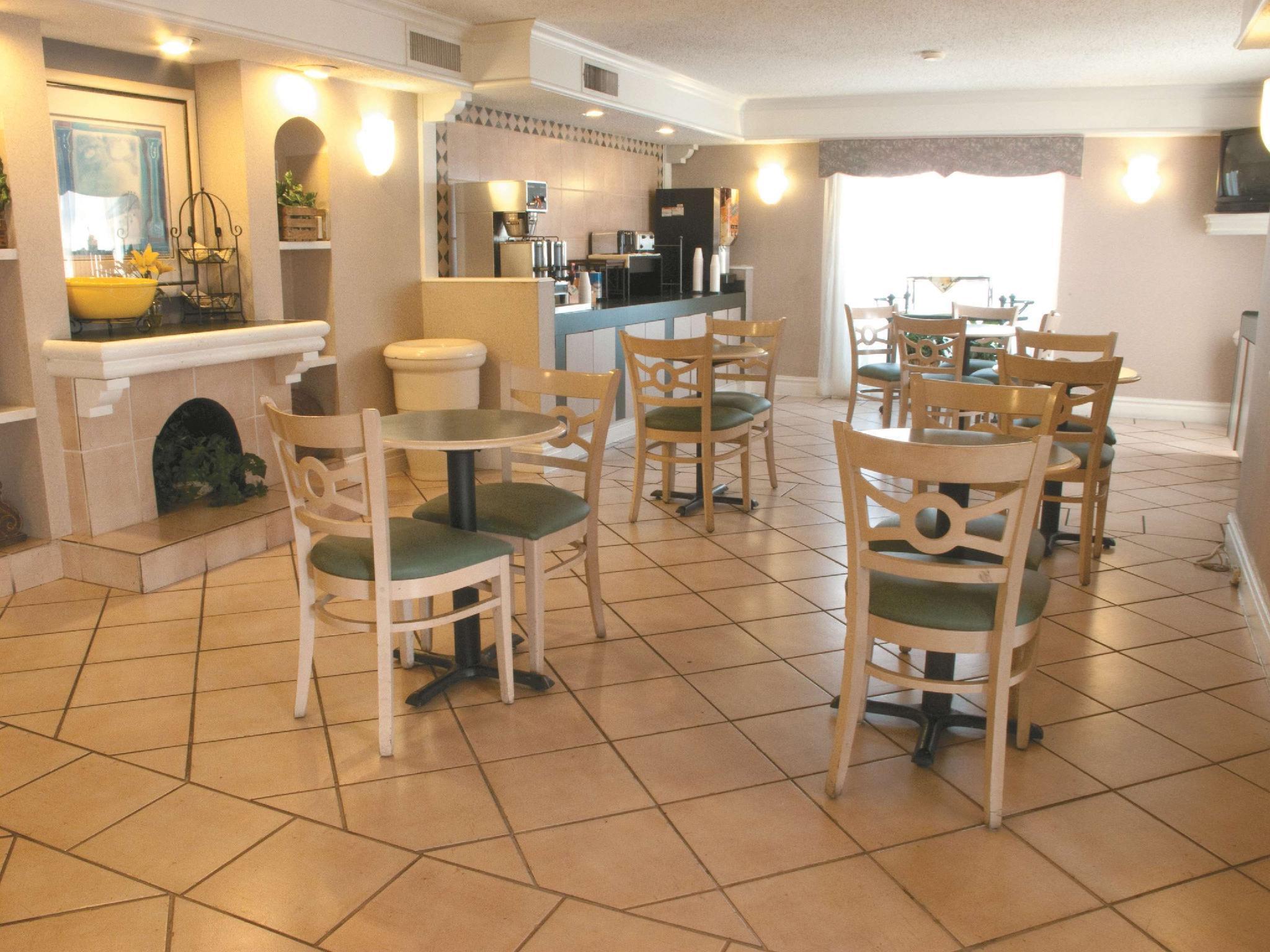 Baymont By Wyndham Area 3* Austin