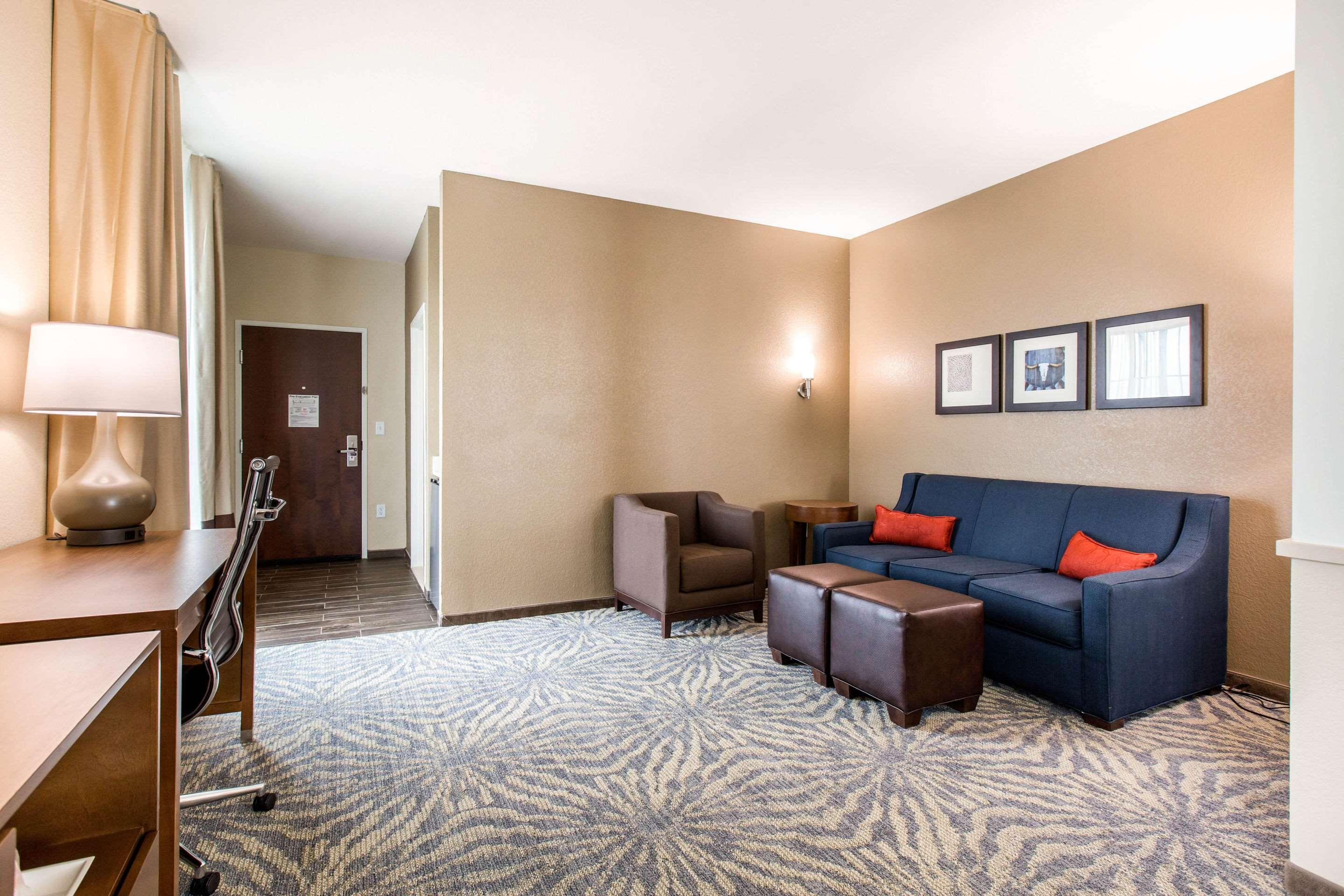 Hotel Comfort - South
