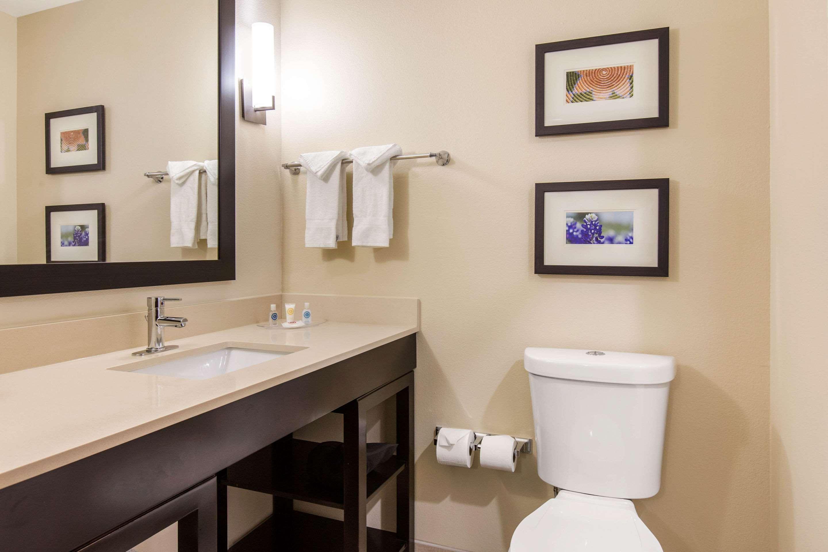 Hotel Comfort - South Austin