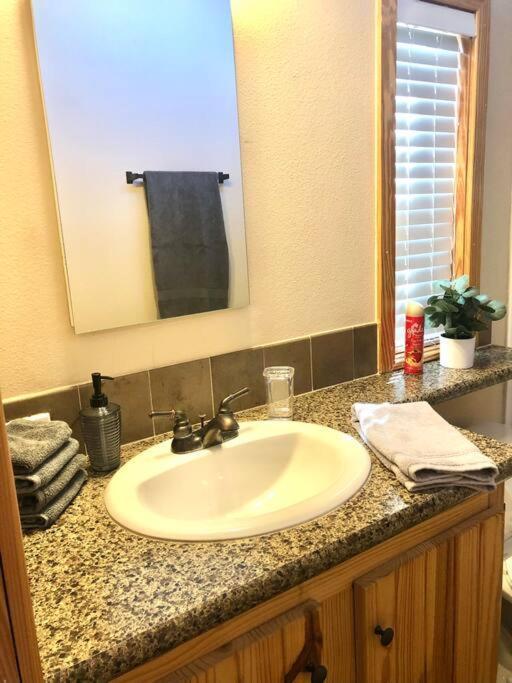 The Armadillo - At Rim Rock Holiday home Austin