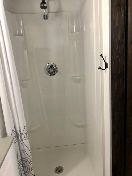 Fox Tiny - The At Rim Rock Holiday home Austin