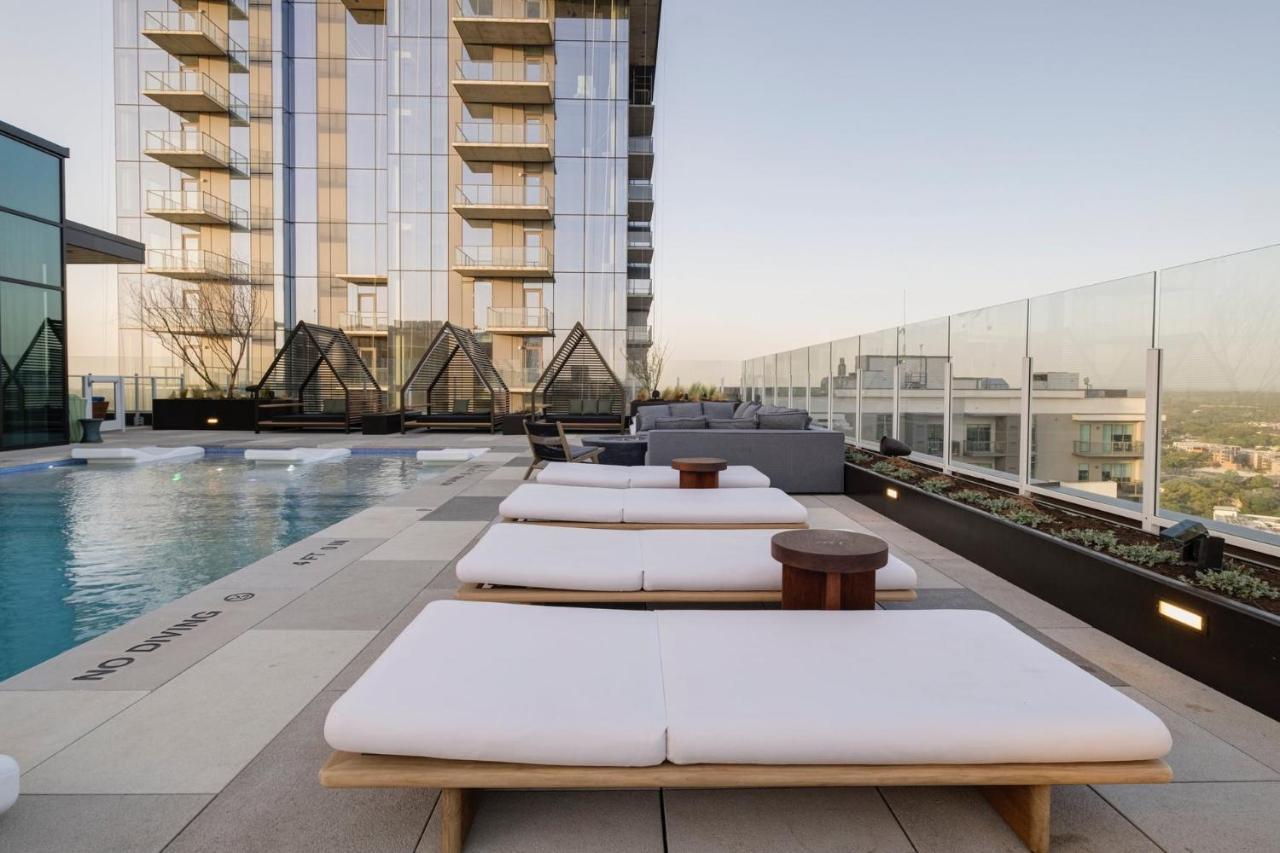 Upscale Rainey St Homes - Peloton, Gym, Rooftop Pool, Wifi Included Aparthotel