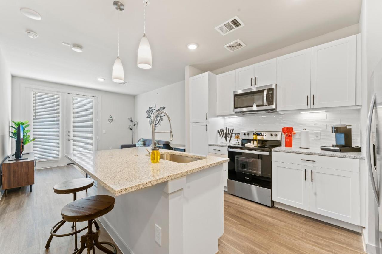 Luxury Central Apts - Free Parking, Gym, Fast Wifi Apartment