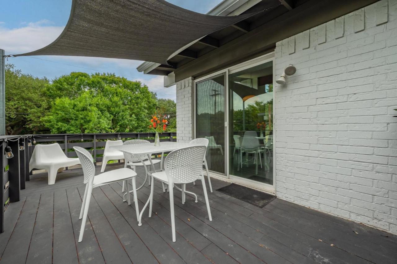 Holiday home Quiet Mid Century Modern Retreat With Patio And Yard By Lodgewell *