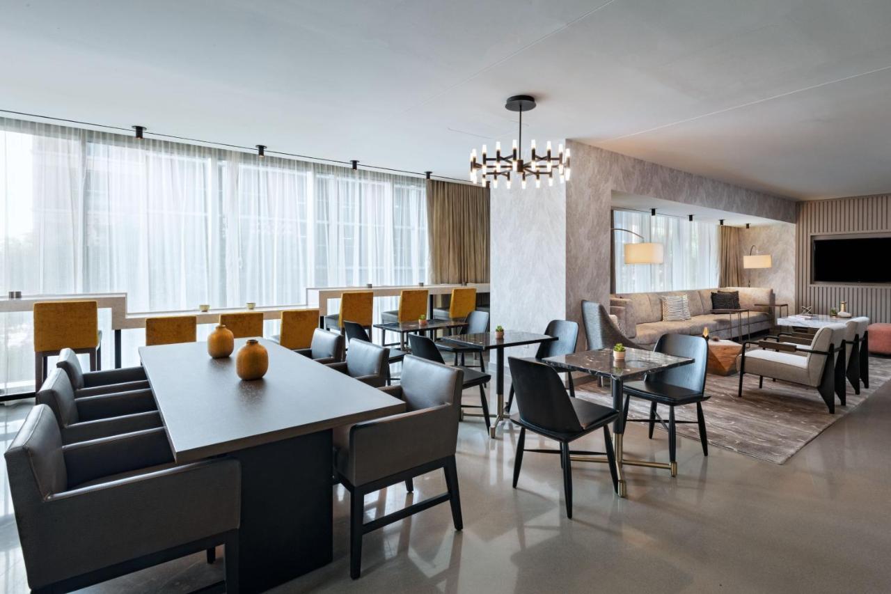 Marriott Downtown Hotel 4*