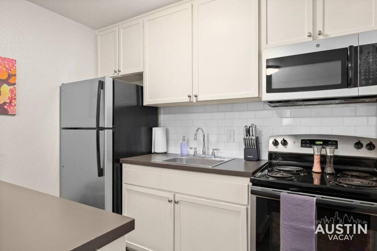 Walk To Zilker King Bed Pool Free Parking Apartment Austin