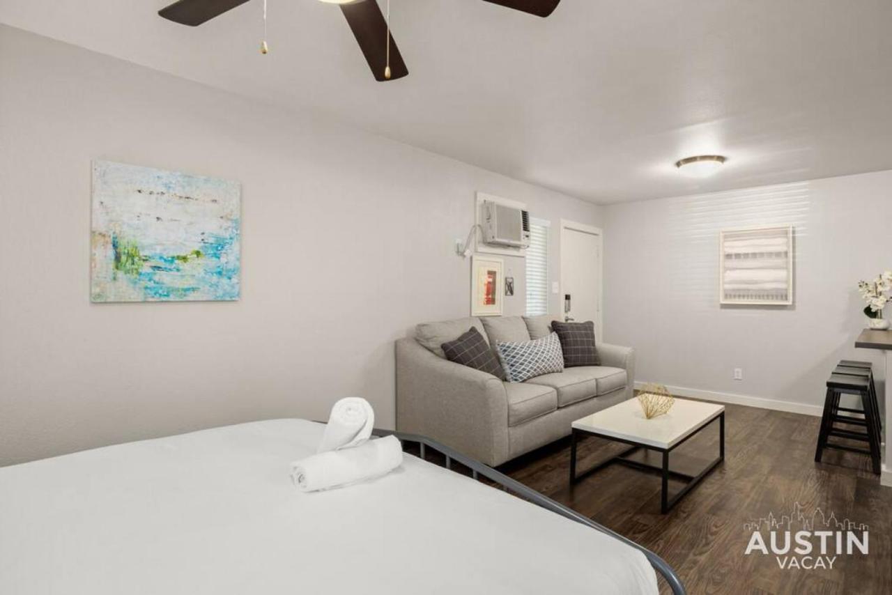 Apartment Walk To Zilker King Bed Pool Free Parking Austin
