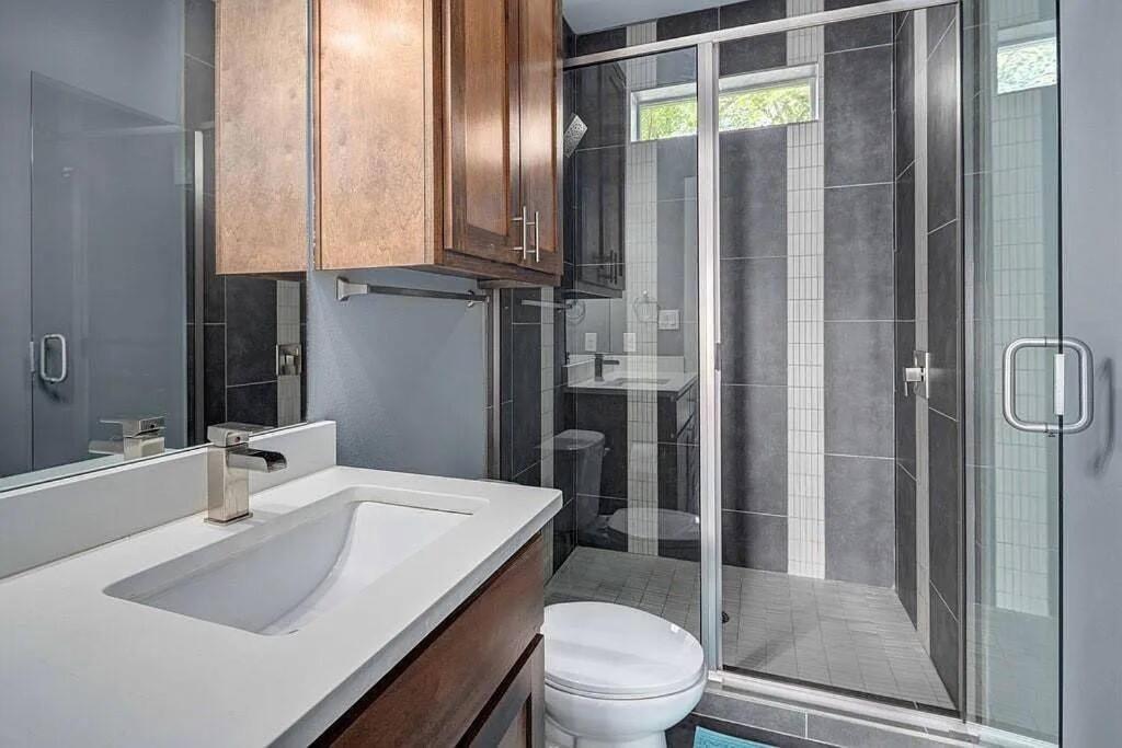 Holiday home East 3 Bedroom W/ Pet Friendly Yard Austin