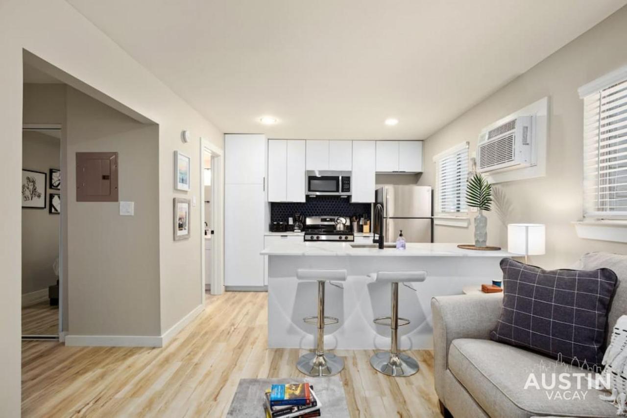 Apartment Easy Access To Ut Campus Shared Pool And Parking Austin