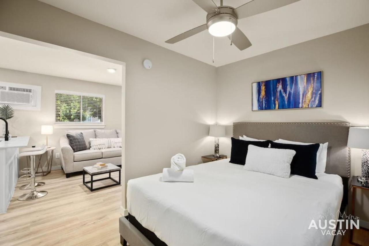 Easy Access To Ut Campus Shared Pool And Parking * Austin