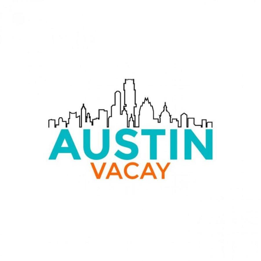 Perfect Location Near Ut And Large Patio With A View Apartment *