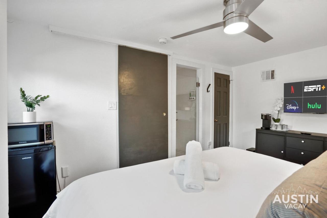 Prime Location W King Near Downtown Holiday home *