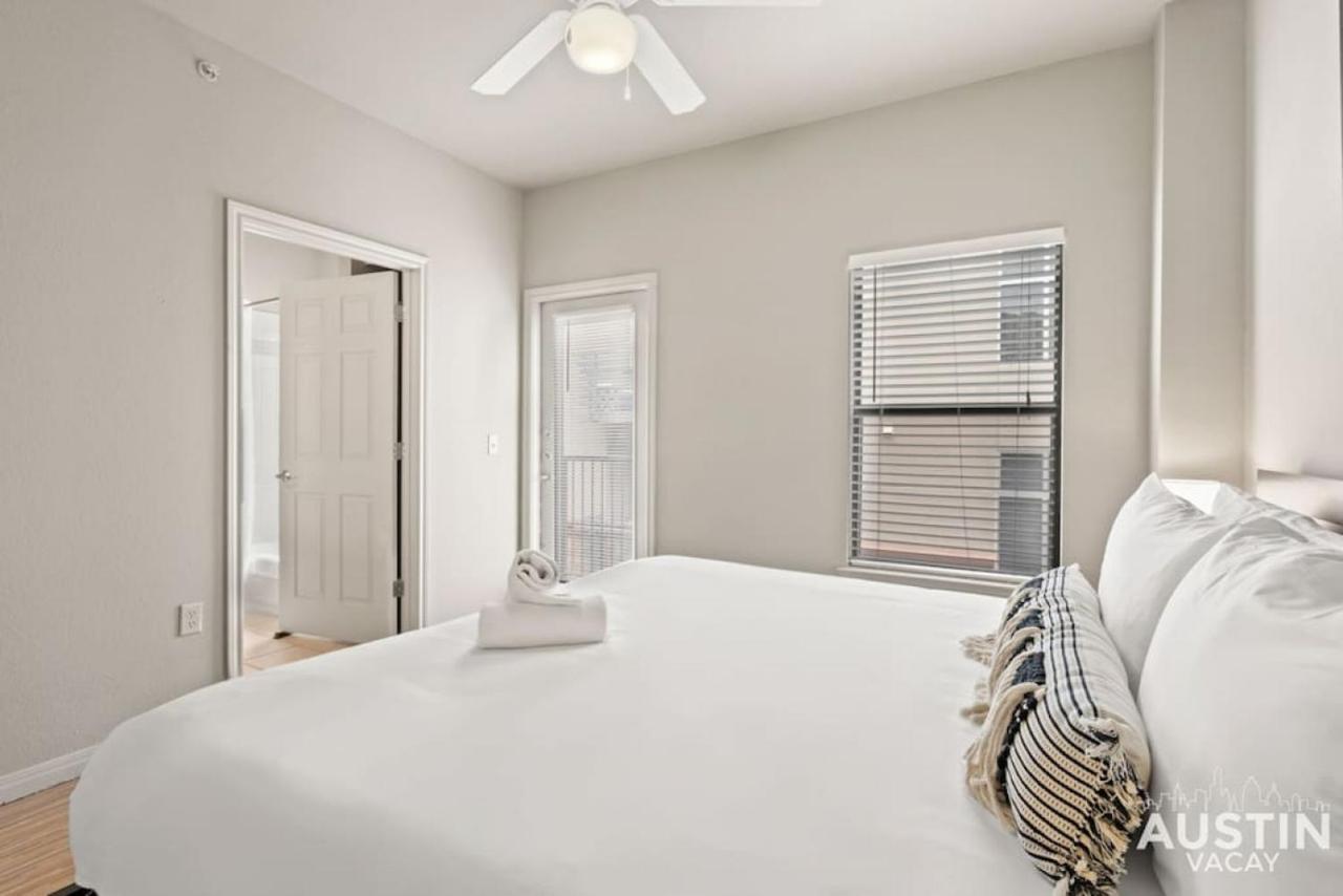 Apartment Perfect Location Near Ut And Large Patio With A View *