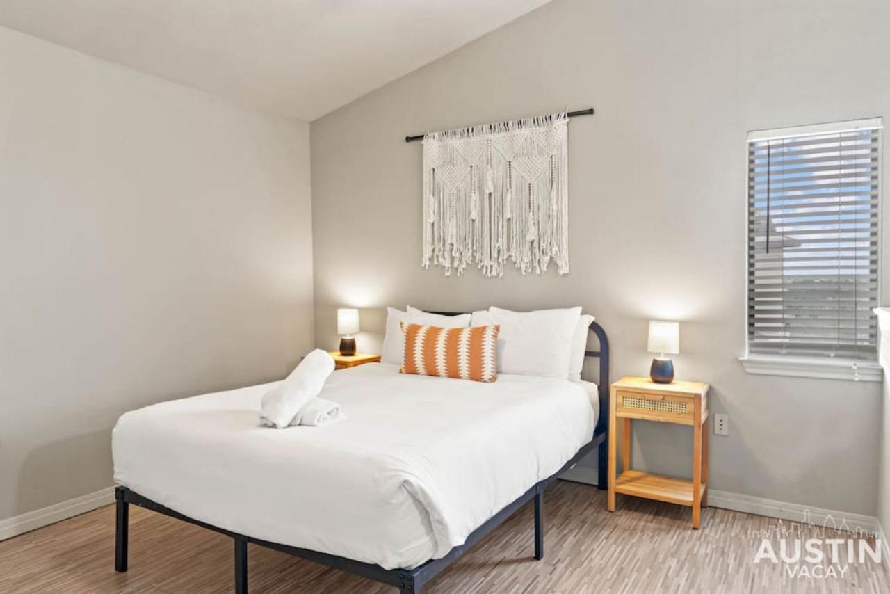 Perfect Location Near Ut And Large Patio With A View