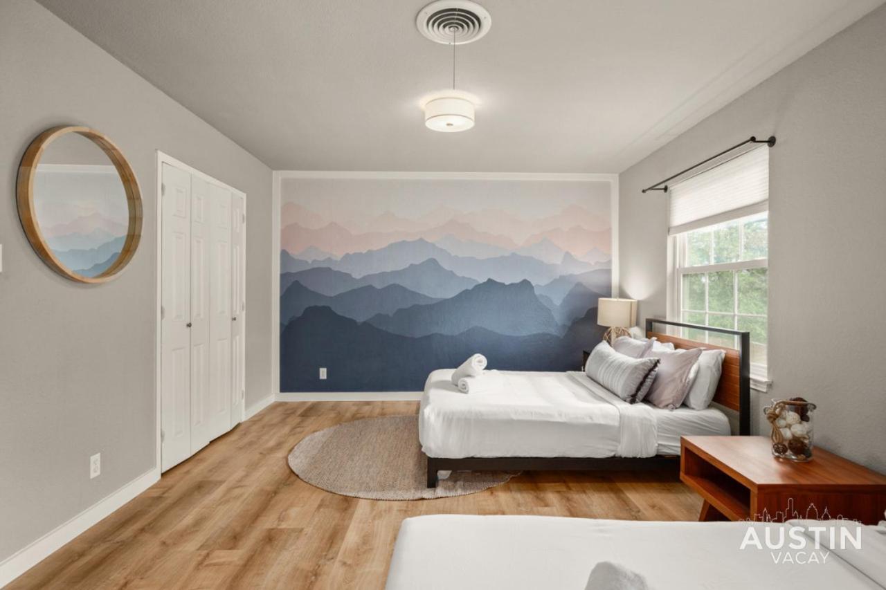 Entire Eastside W Space To Entertain And Yard