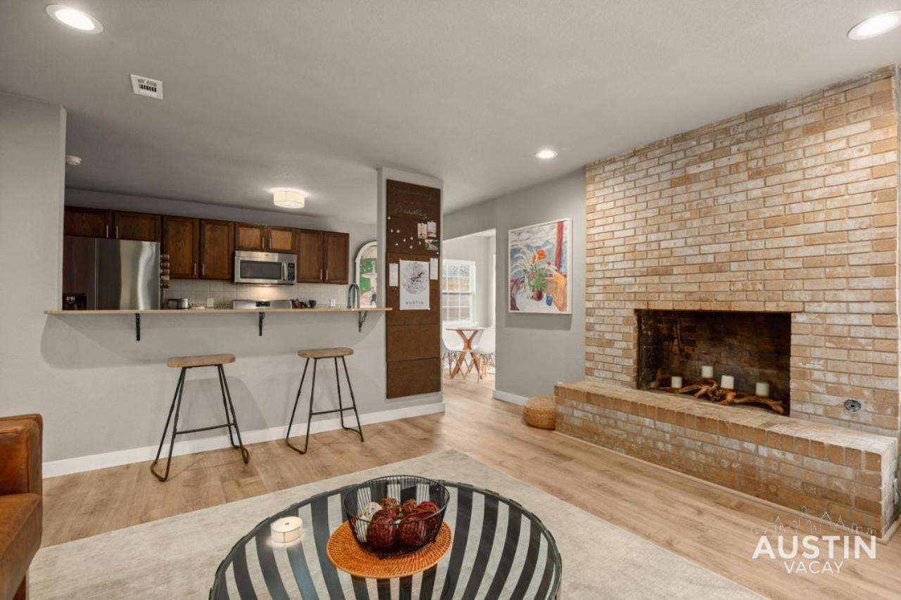 Holiday home Entire Eastside W Space To Entertain And Yard Austin