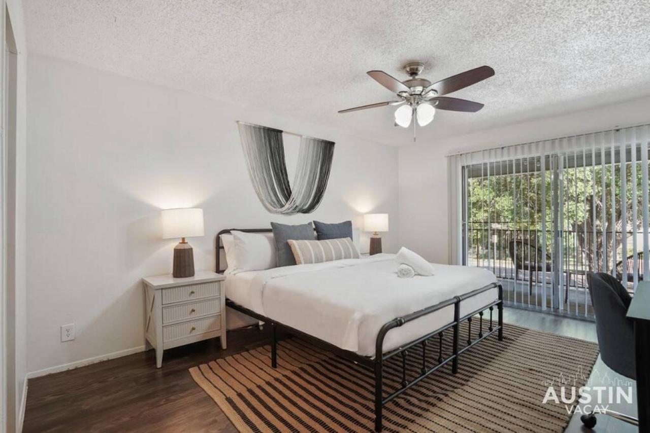 Walk To Everything - Fun Hyde Park Space King Bed Austin