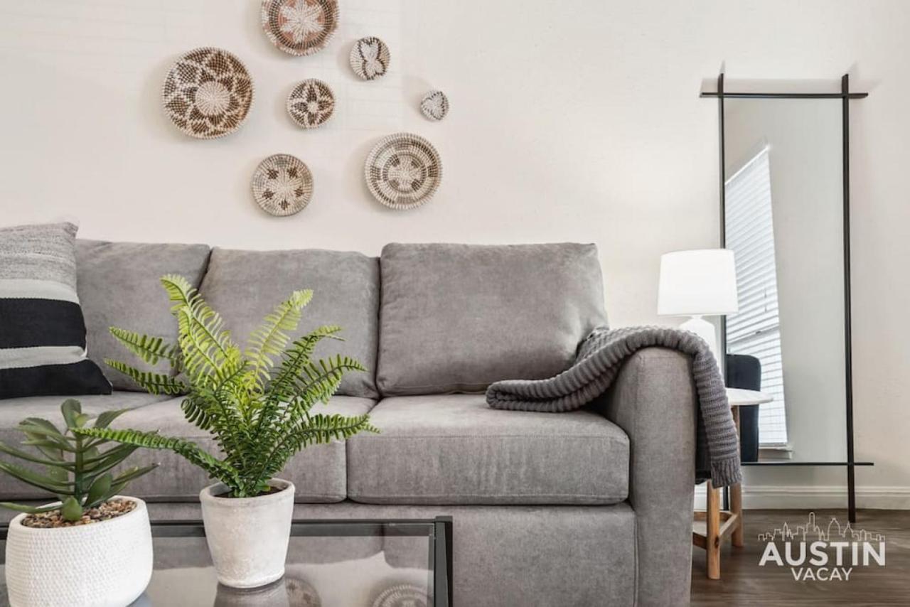 Apartment Walk To Everything - Fun Hyde Park Space King Bed *