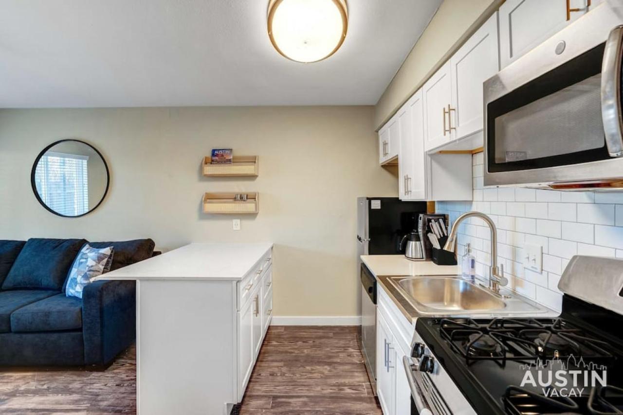 Get Comfy Memory Foam Beds And Tub In Atx * Austin