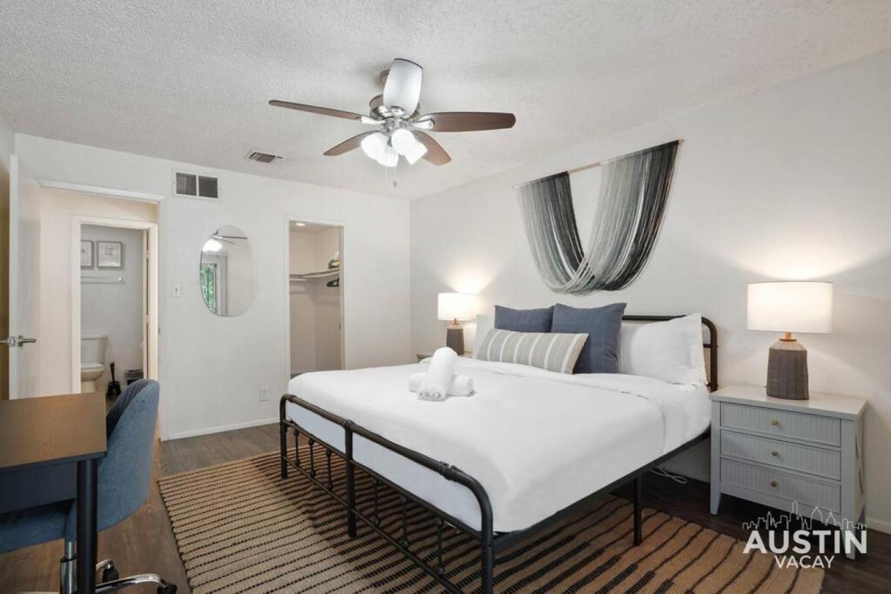 Walk To Everything - Fun Hyde Park Space King Bed Austin