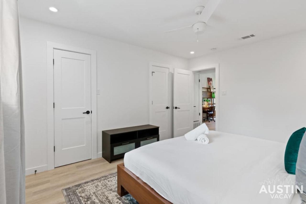 Insta-ready In Barton Hills W King Bed Apartment *