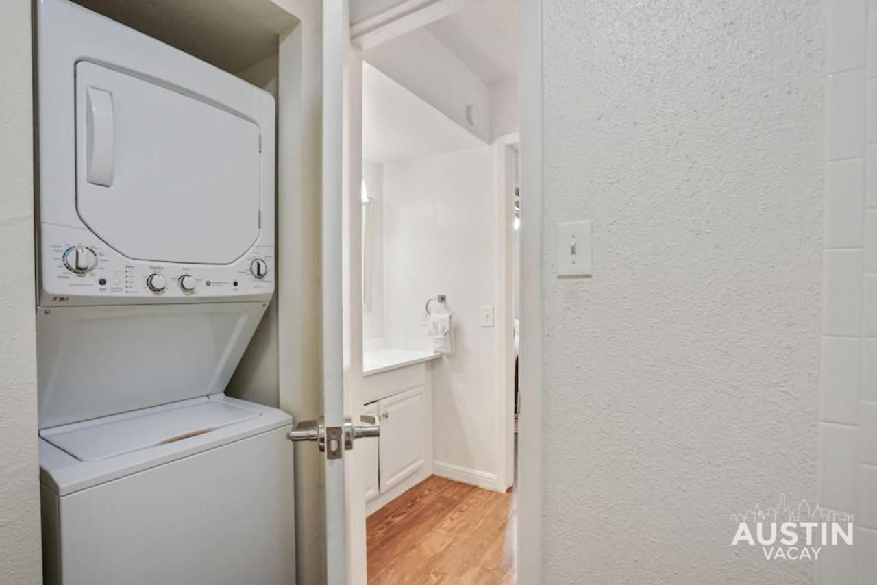 Walk To Everything - Fun Hyde Park Space King Bed Apartment Austin